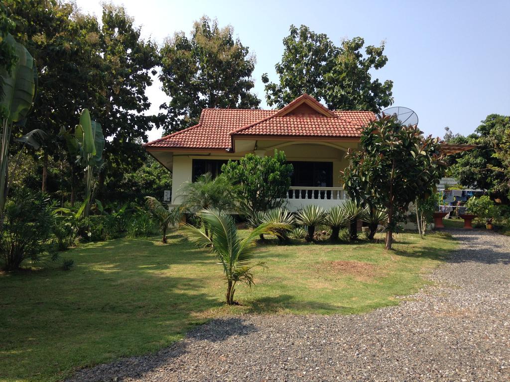 House Of Garden Villa Chiang Rai Exteriör bild