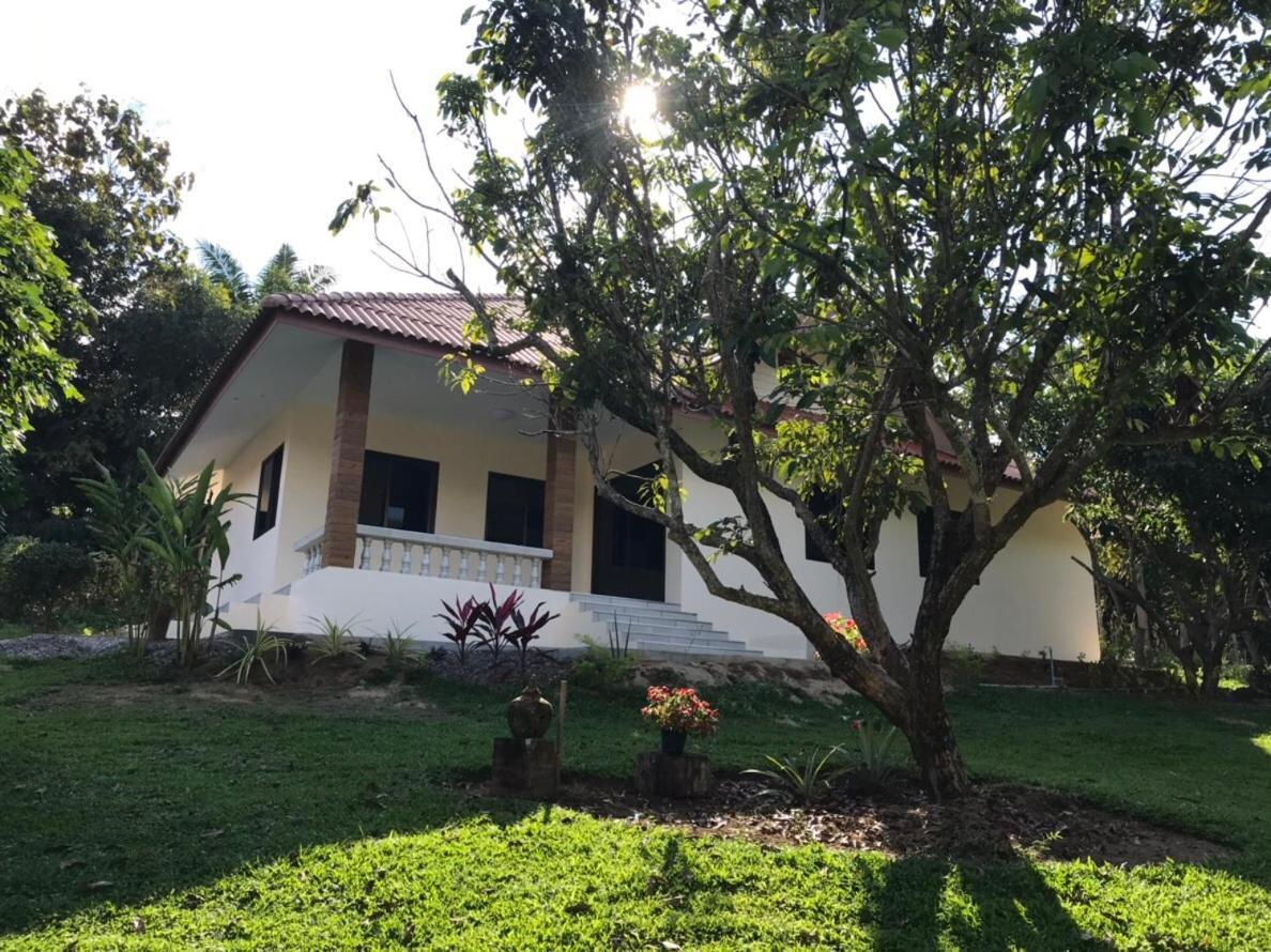 House Of Garden Villa Chiang Rai Exteriör bild