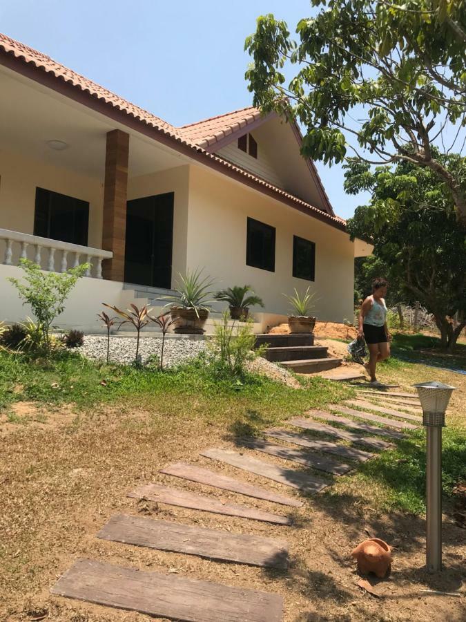 House Of Garden Villa Chiang Rai Exteriör bild